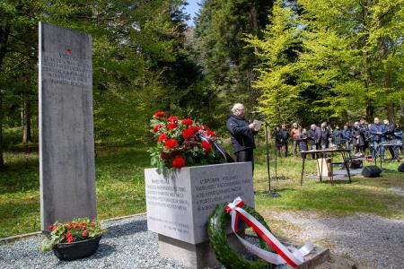 80. obletnica požiga bencina v Postojnski jami (13)